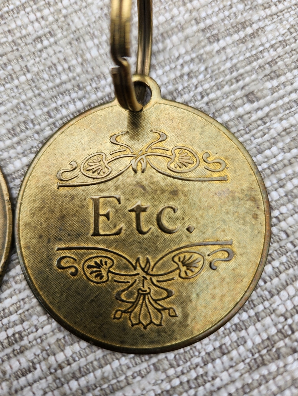 Lowell Sigmund Pair Of Brass Key Tags - Picture 3 of 9